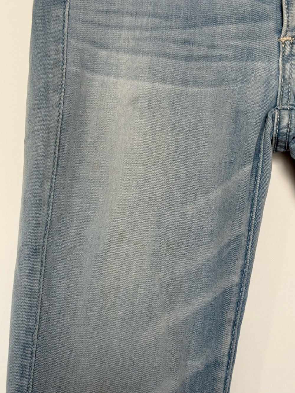 Abercrombie & Fitch Women’s Light Blue Skinny Jeans - Picture 2 of 7